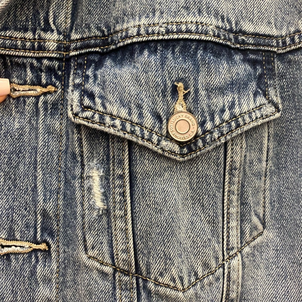 Lucky Brand Boyfriend Trucker Jean Jacket - Picture 5 of 15